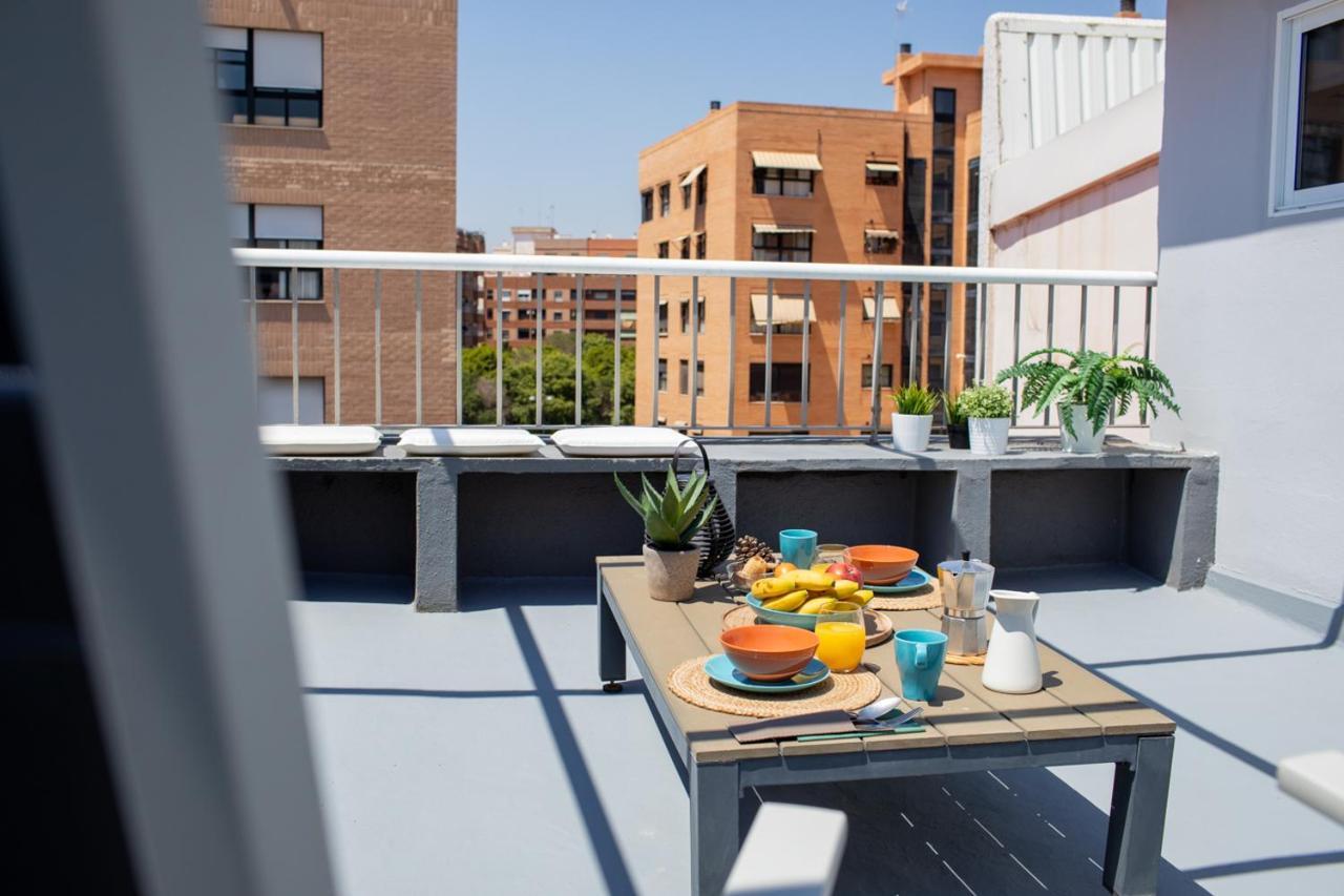 Florit Flats - Cabanyal 3 Bedroom Wifi Ac Terrace Beach Penthouse Valencia Bagian luar foto